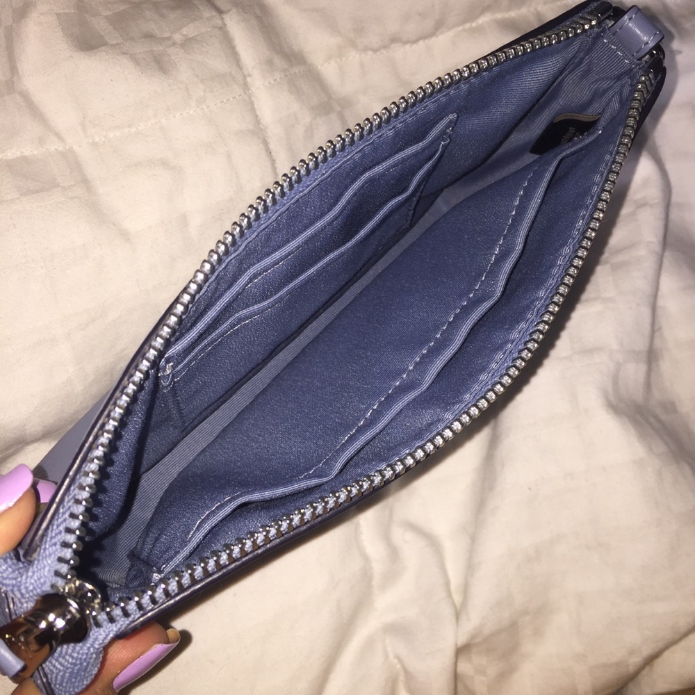 Coach clutch with chain strap - Picture 4 of 10